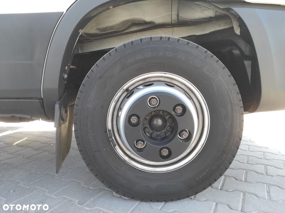 Iveco DAILY 70C18 - 25