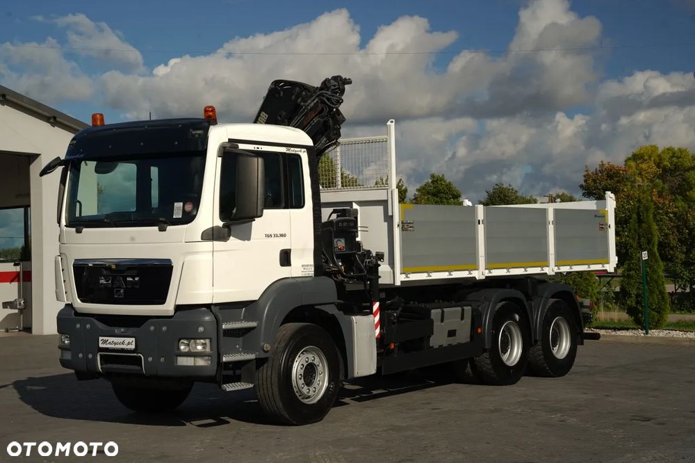 MAN TGS 33.360 / 6x4 / WYWROTKA - 5,7 M + HDS HIAB XS 122 HIDUO / MAX WYSÓW - 8,2 M / MAX UDŹWIG - 4 800 KG / KLAPO - DRZWI / MANUAL / PILOT / - 9
