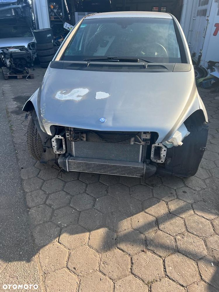 MERCEDES B-KLASA W245 MASKA - 1