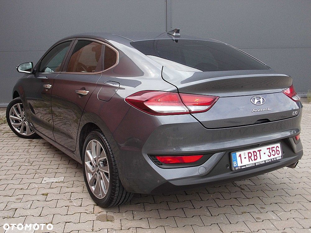 Hyundai i30 1.6 CRDI Premium DCT - 13