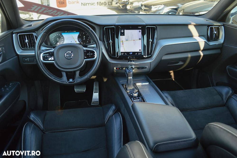 Volvo XC 60 D4 AWD Geartronic RDesign - 29