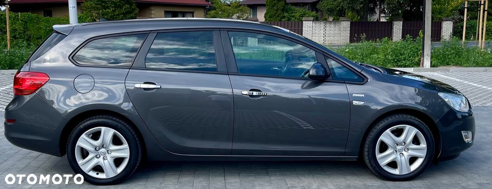 Opel Astra 1.7 CDTI DPF Cosmo - 12