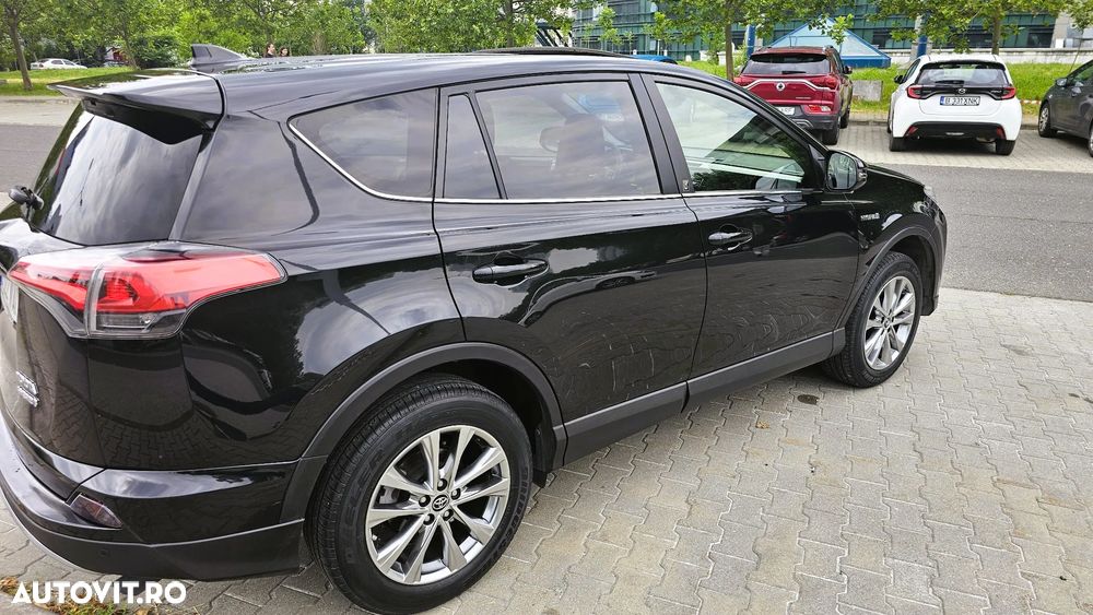 Toyota RAV4 2.5 VVT-i 4x4 Luxury - 7