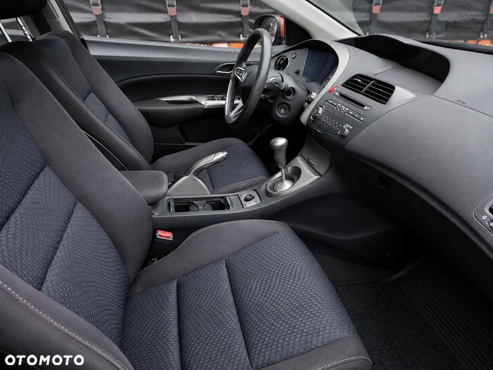 Honda Civic 1.8 Comfort - 8