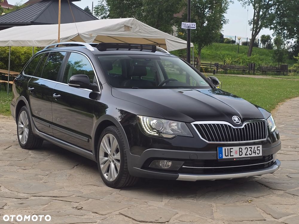 Skoda Superb 2.0 TDI 4x4 Platinum Outdoor DSG - 13