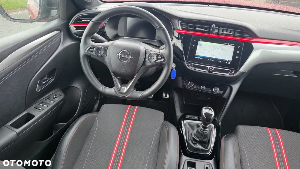 Opel Corsa 1.2 Direct Injection Turbo GS - 11