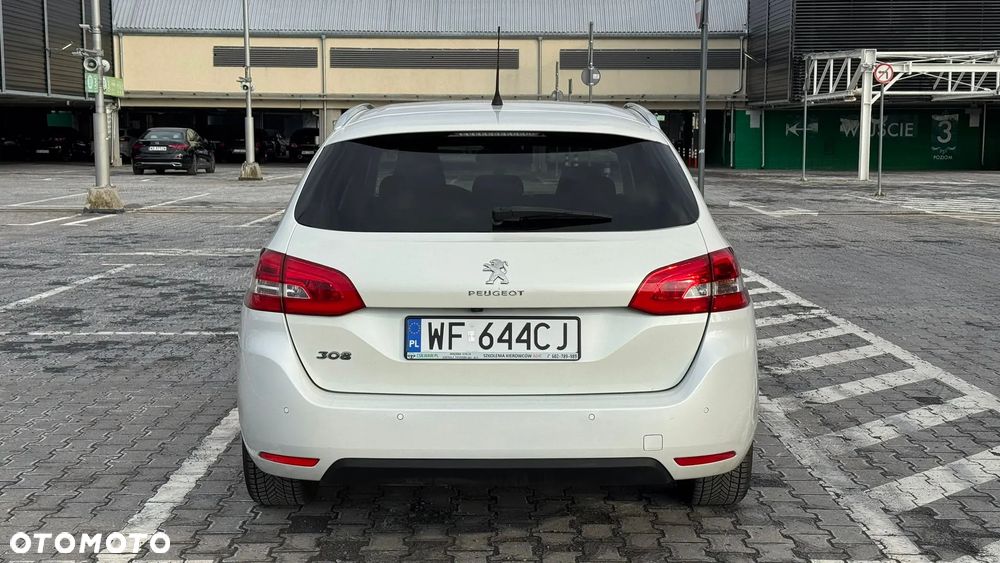 Peugeot 308 BlueHDi 130 EAT8 Stop & Start Tech Edition - 13