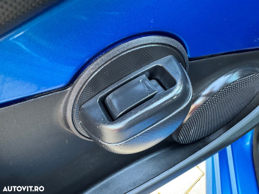 Peugeot 107 1.0 E Active - 14