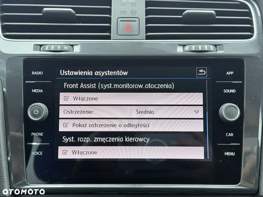 Volkswagen Golf Variant - 29