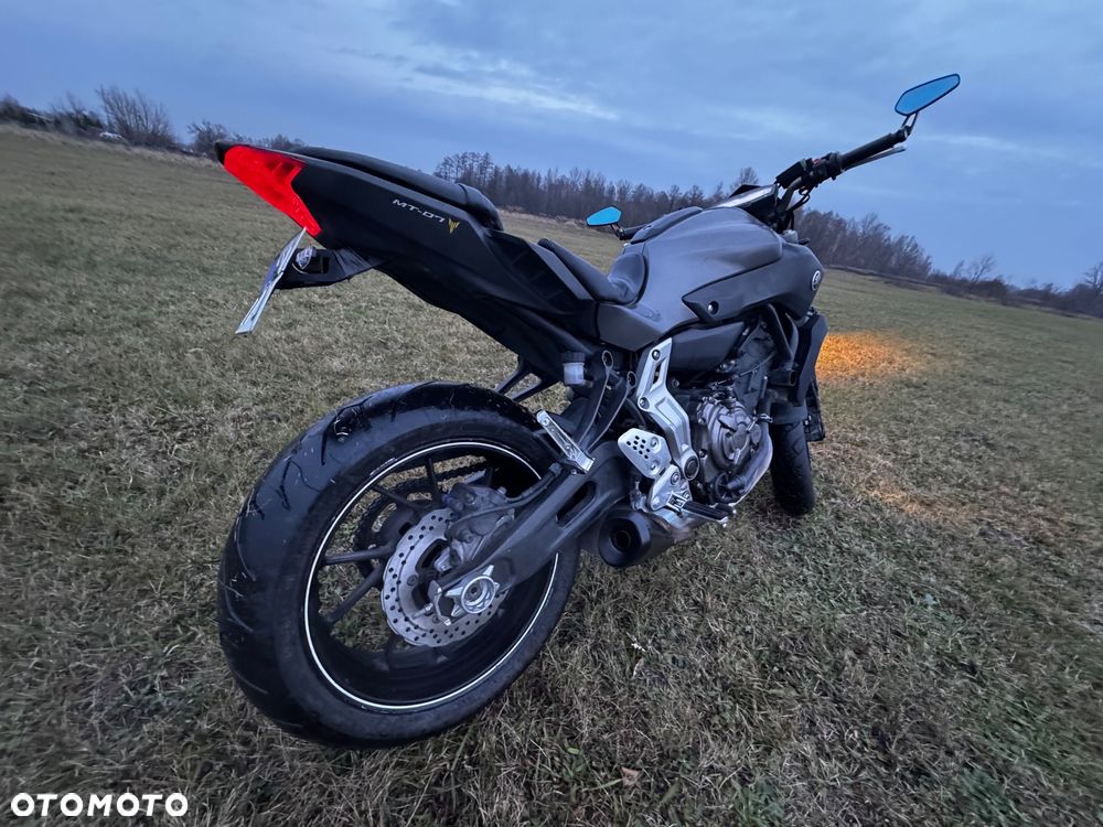 Yamaha MT - 7