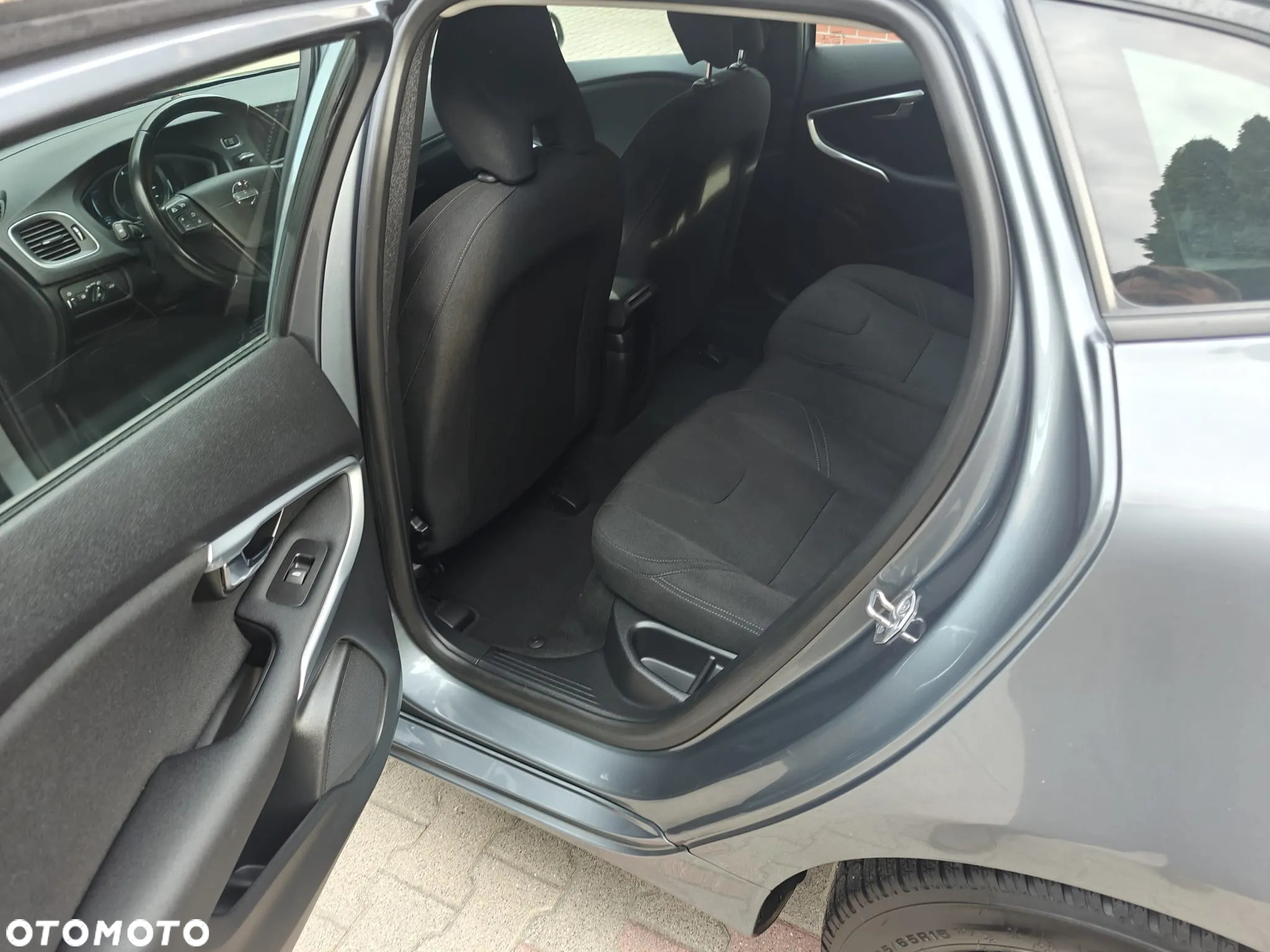 Volvo V40 - 13
