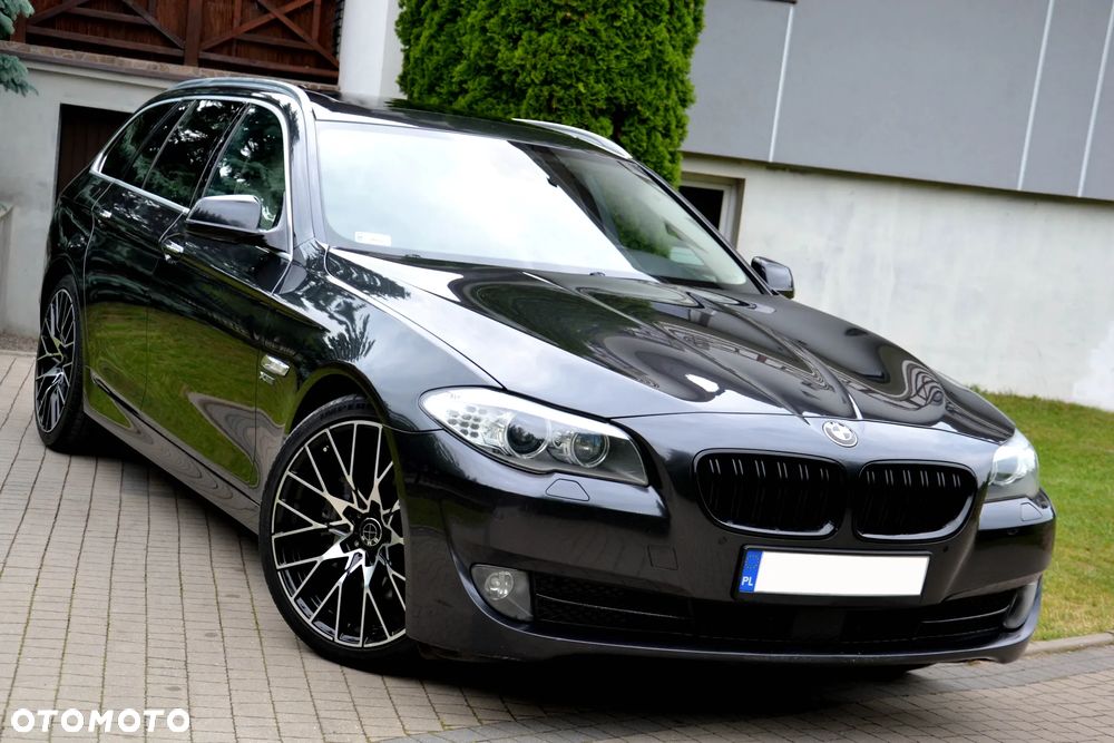 BMW Seria 5 530d xDrive Luxury Line - 26