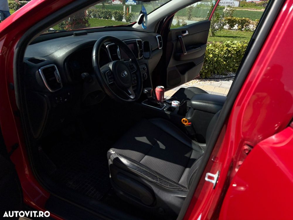 Kia Sportage 1.6 DSL 7DCT HP 4x2 Style - 9