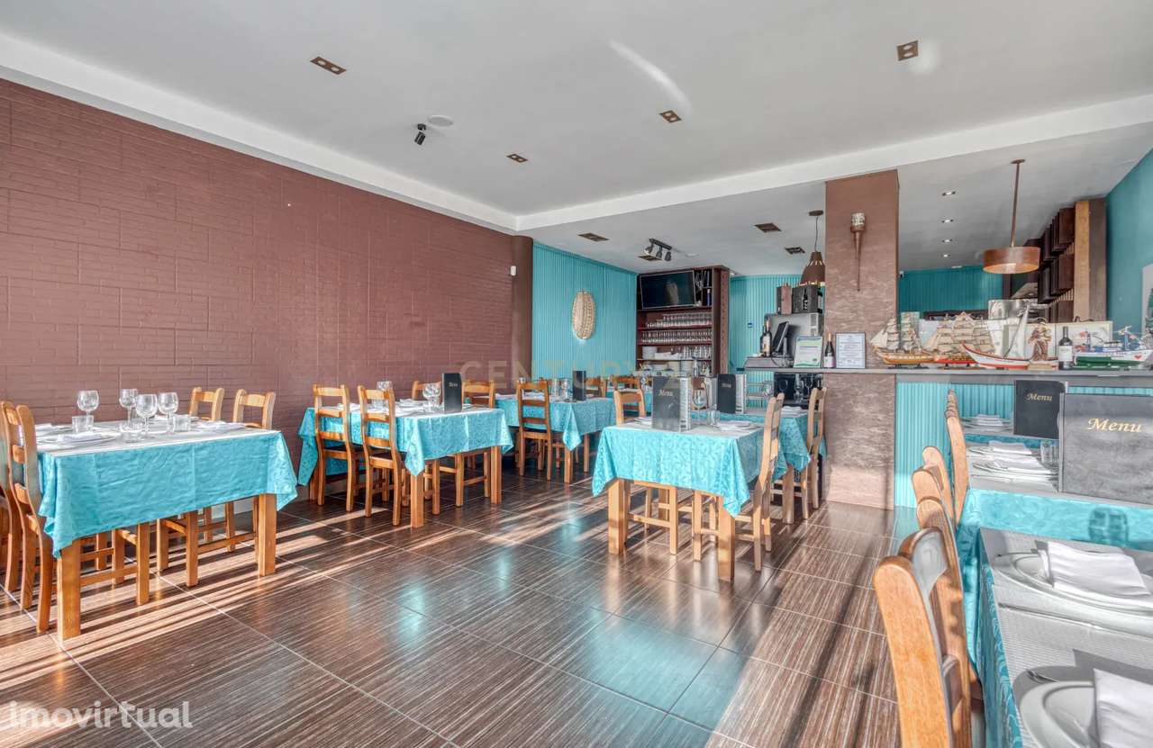 Trespasse de Restaurante com esplanada frente à Praia de VNGaia - Grande imagem: 3/24