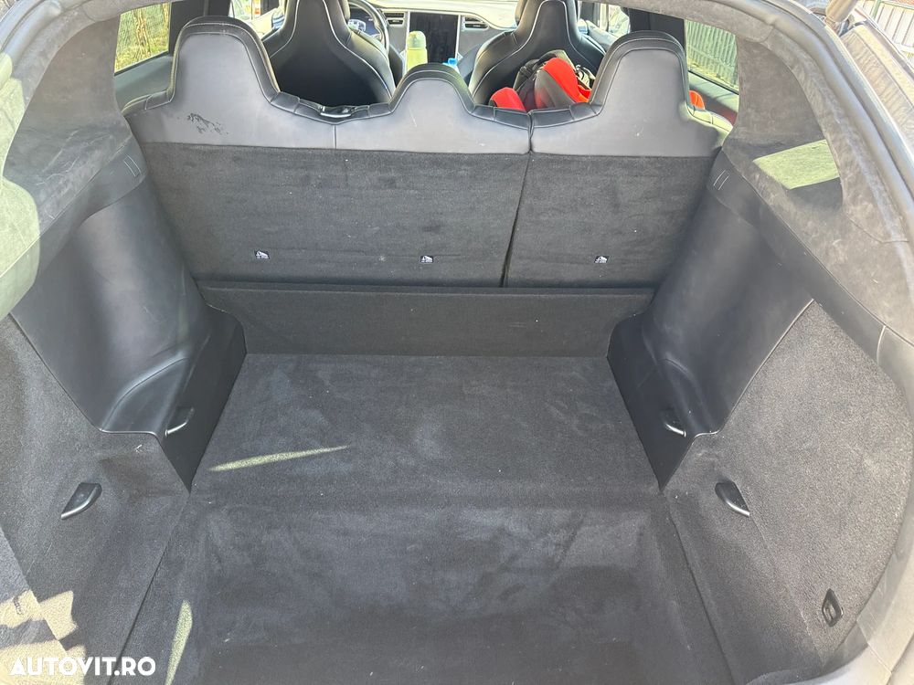Tesla Model X Long Range - 26