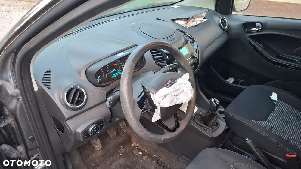 Ford KA 1.2 Trend - 12