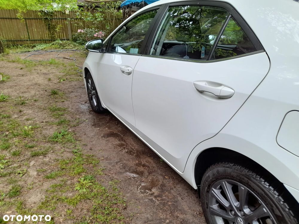 Toyota Corolla 1.6 Premium EU6 - 8