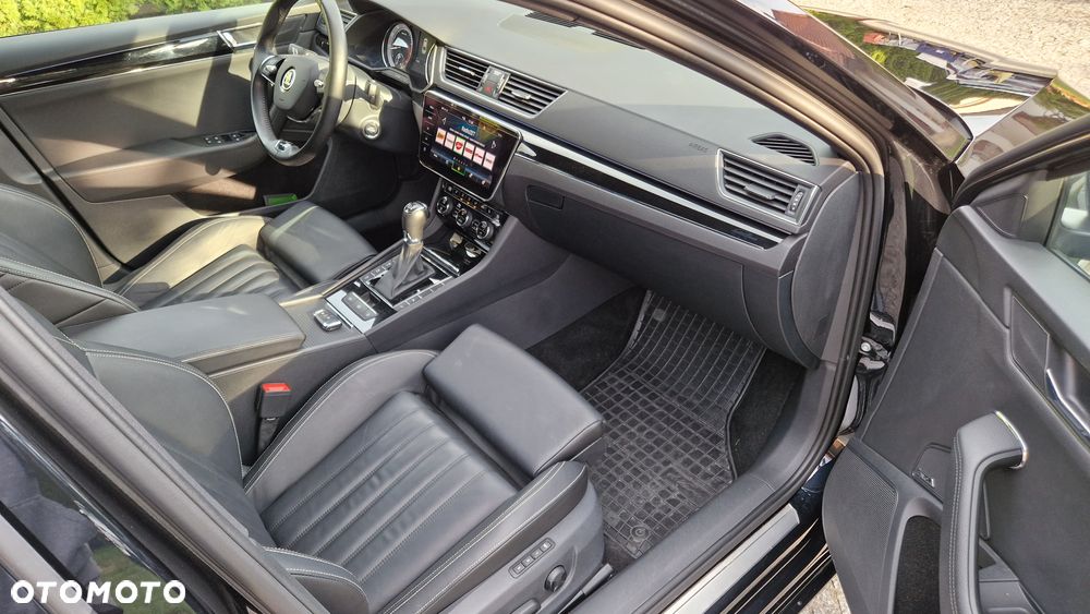 Skoda Superb 2.0 TSI 4x4 L&K DSG - 31