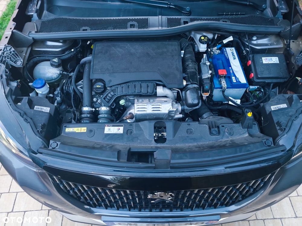 Peugeot 2008 1.2 PureTech GT Line S&S - 31