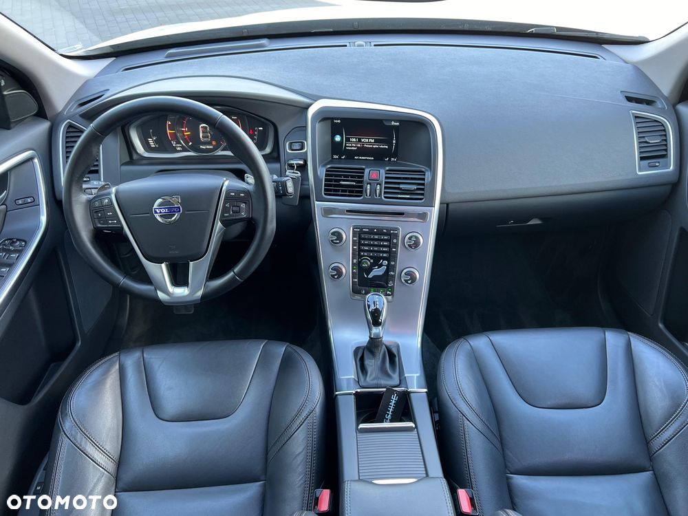 Volvo XC 60 D4 AWD Geartronic Summum - 13