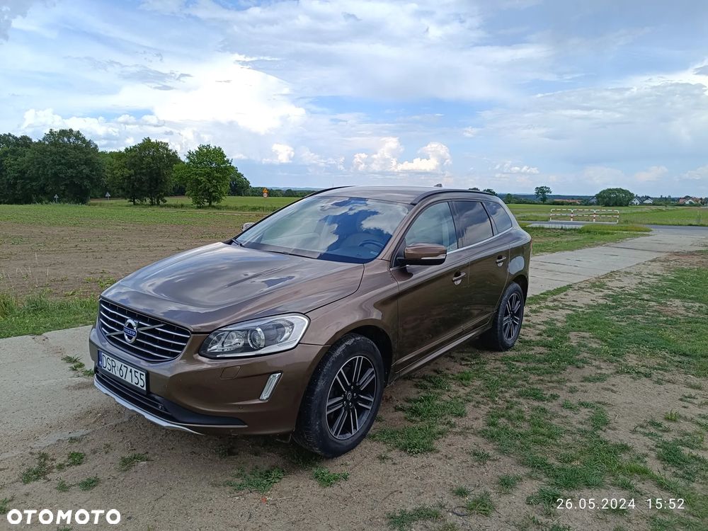 Volvo XC 60 D5 AWD Momentum - 1