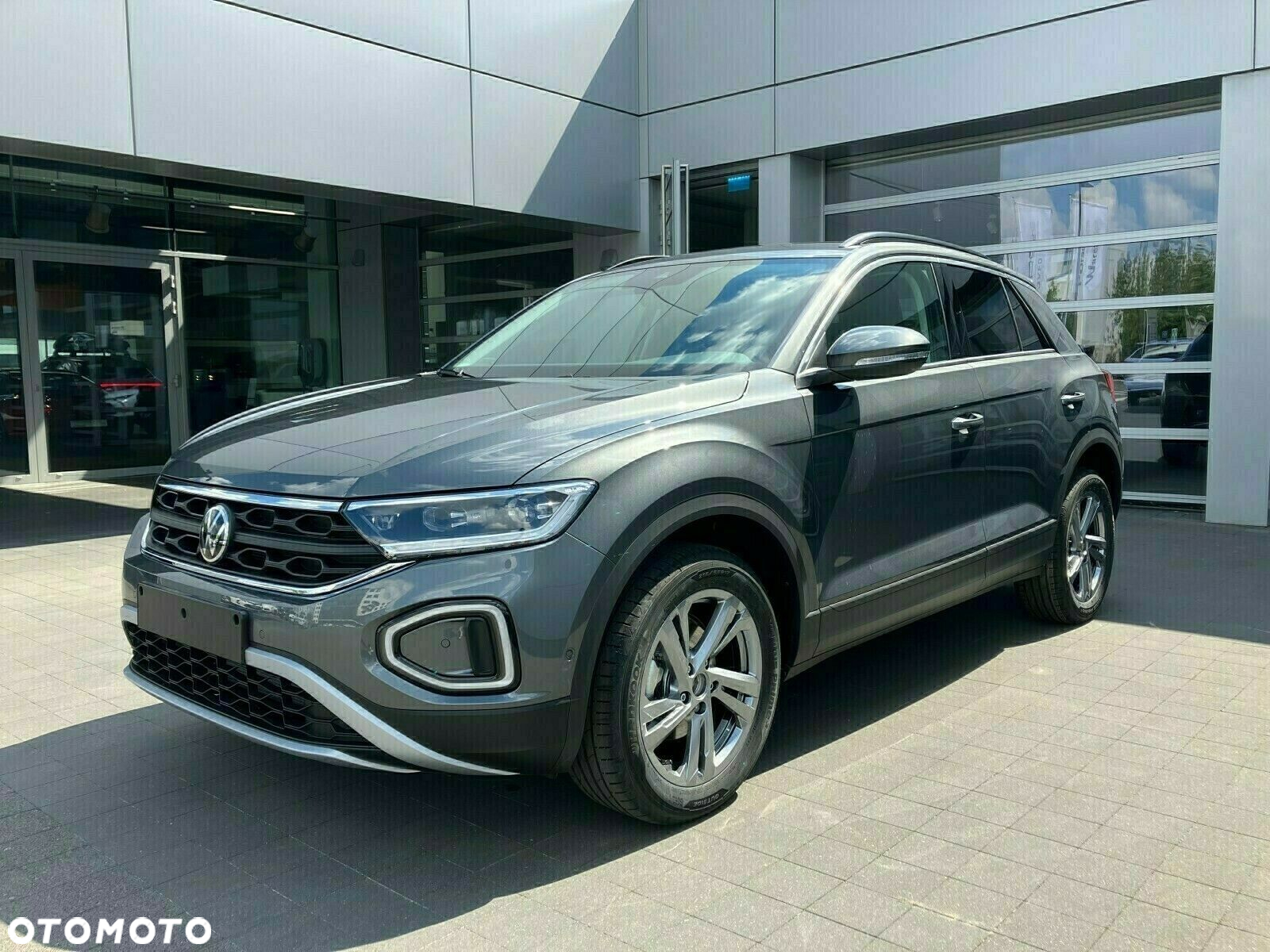 Volkswagen T-Roc - 3