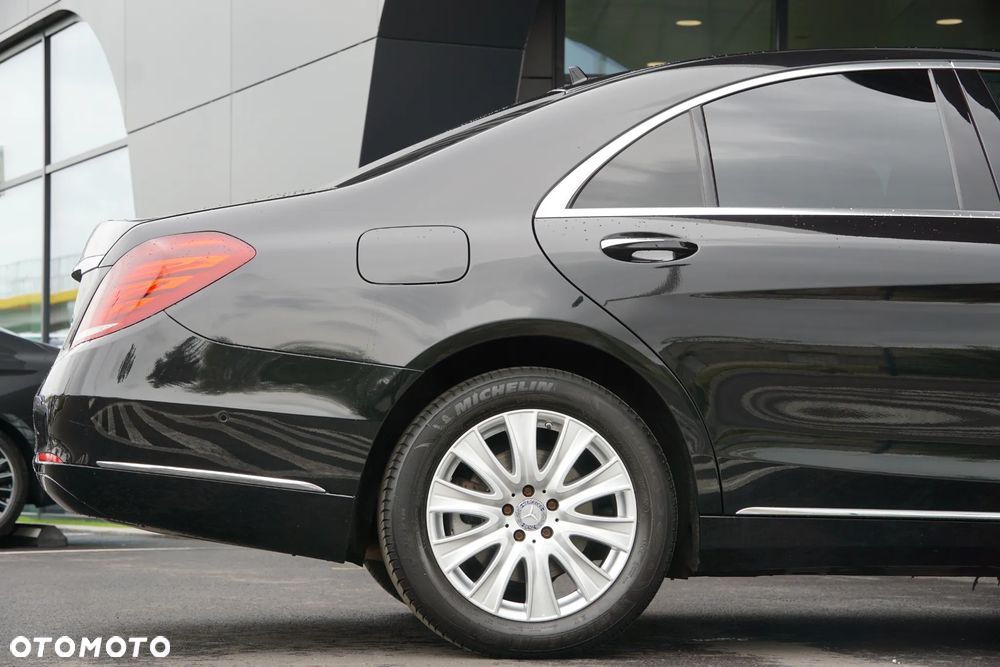 Mercedes-Benz Klasa S 350 (BlueTEC) d 4-Matic 7G-TRONIC - 19