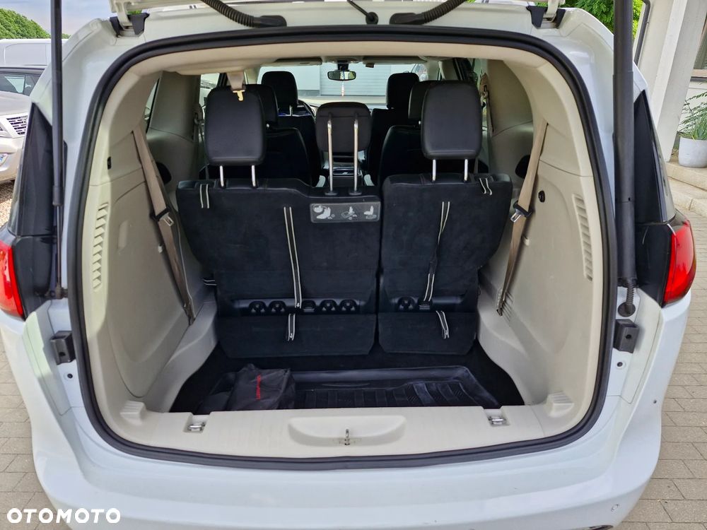 Chrysler Pacifica - 15