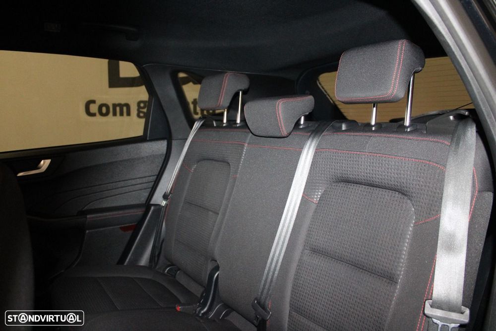 Ford Kuga 1.5 EcoBoost ST-Line - 37