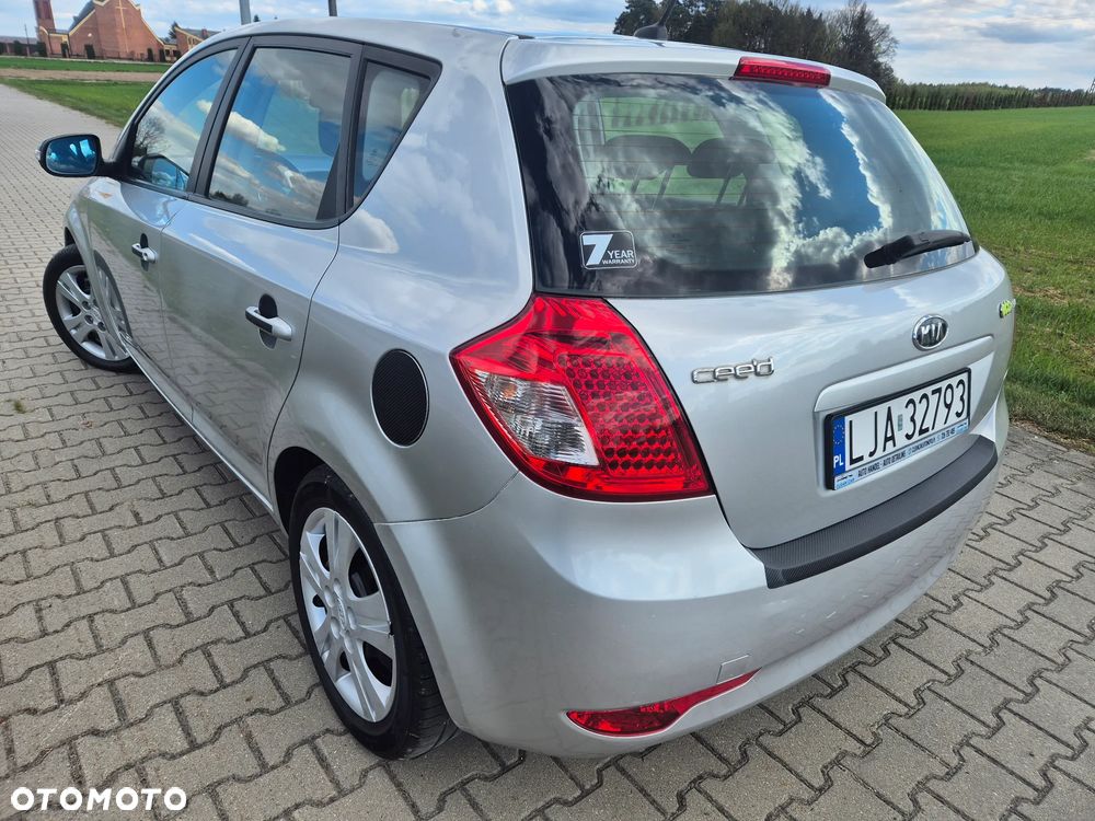 Kia Ceed 1.6 CRDi 90 Vision - 5