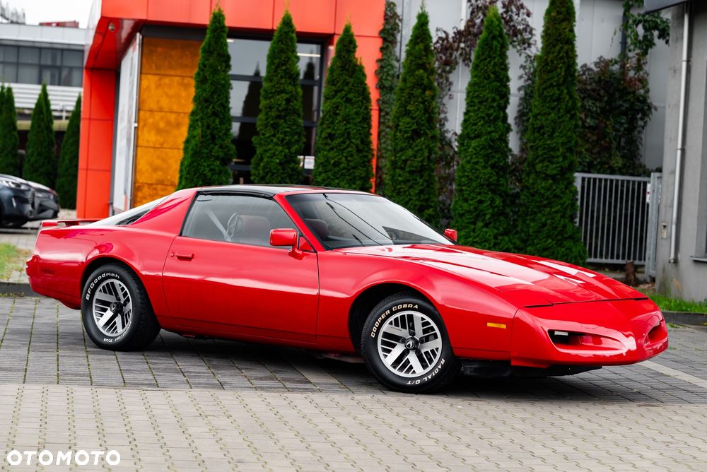 Pontiac Firebird - 3