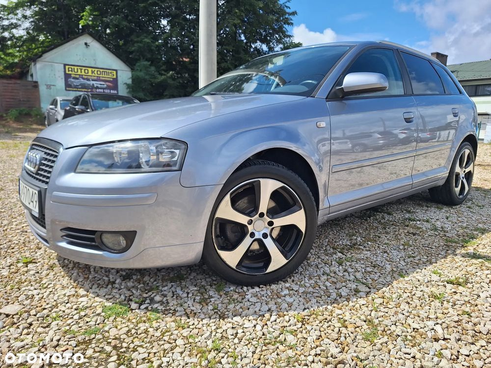 Audi A3 Sportback 2.0 TDI DSG Attraction - 4