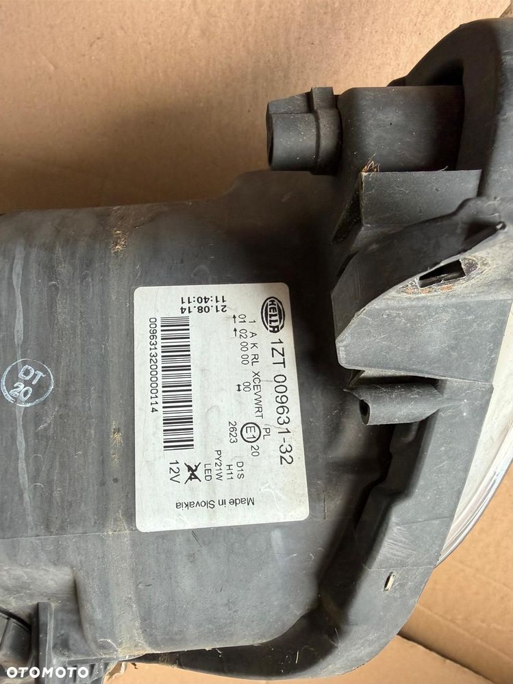 Lampa prawa przednia prawy przód XENON Opel Insignia A europa - 5