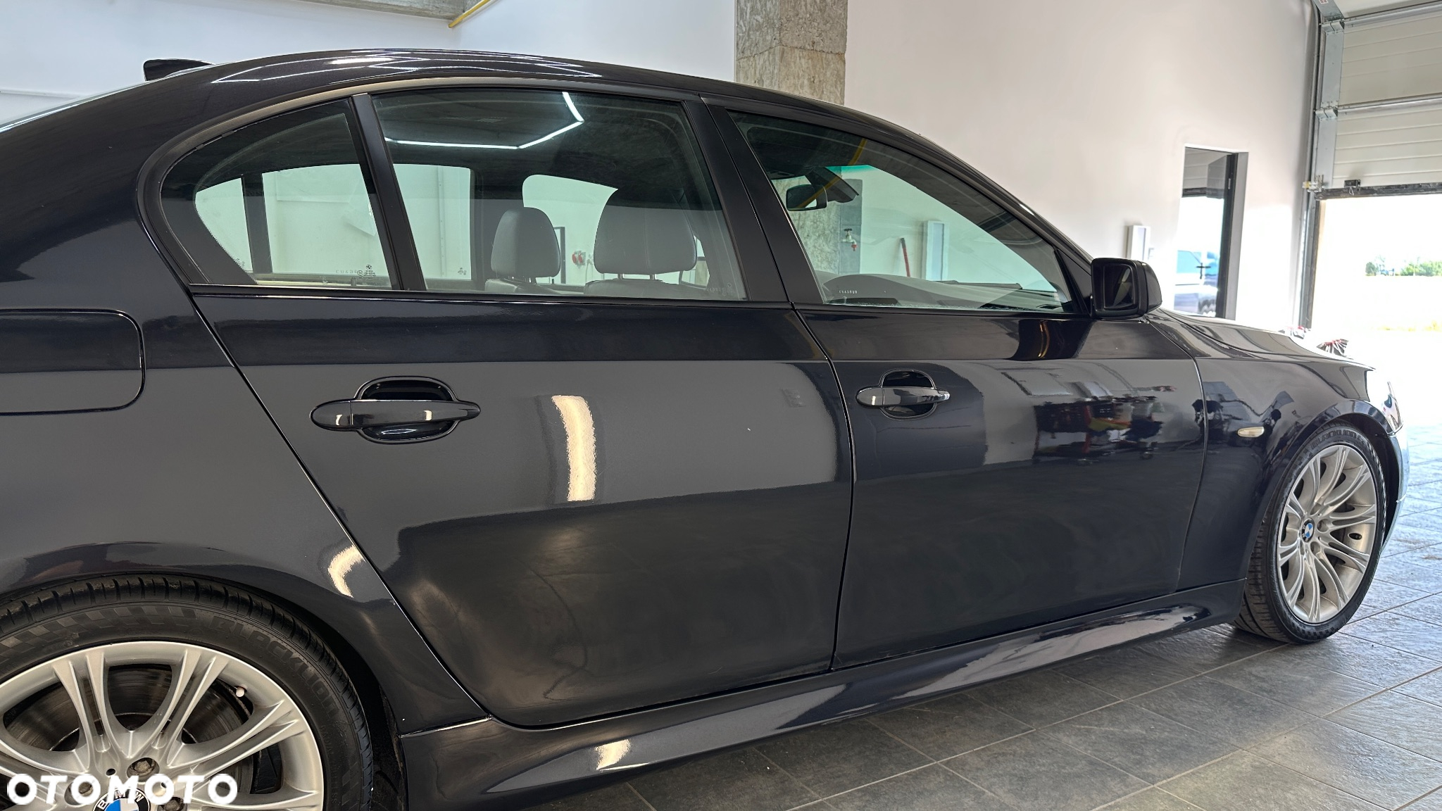 BMW Seria 5 535d - 24