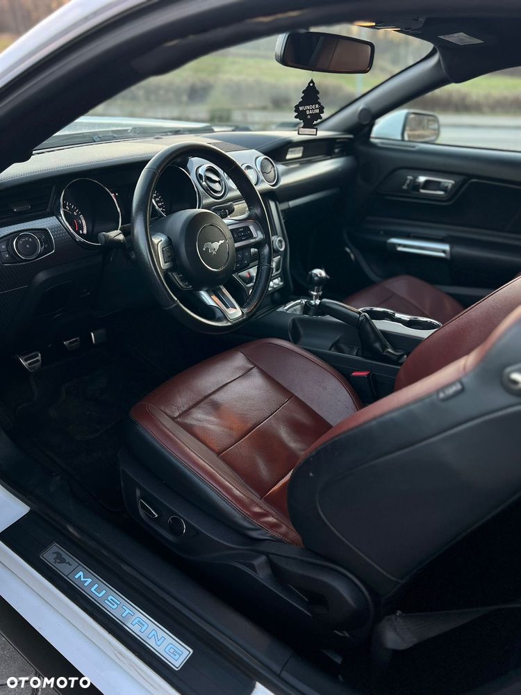 Ford Mustang 2.3 EcoBoost - 20