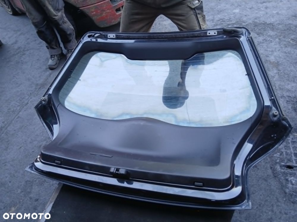 Audi A3 8L Lift 3D klapa bagażnika kod lakieru LZ9W - 6