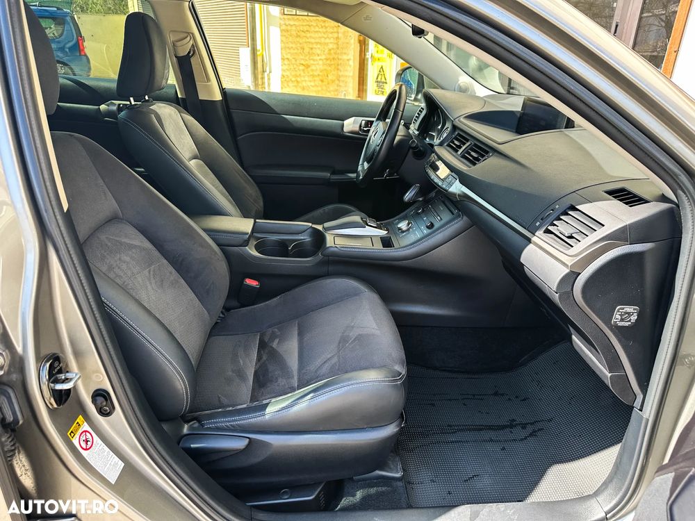 Lexus CT 200h Executive - 13