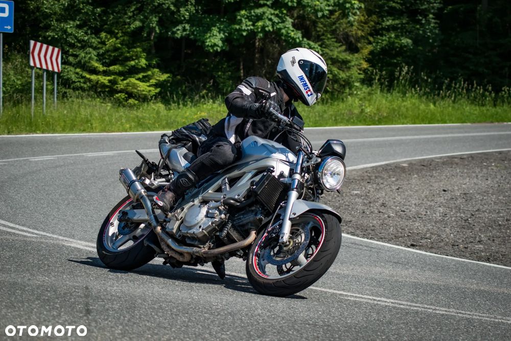Suzuki SV - 1