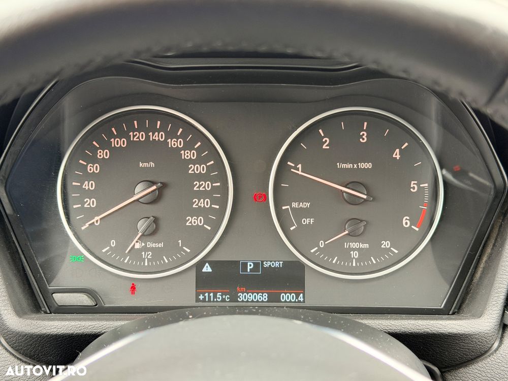 BMW X1 sDrive20d Aut. xLine - 32
