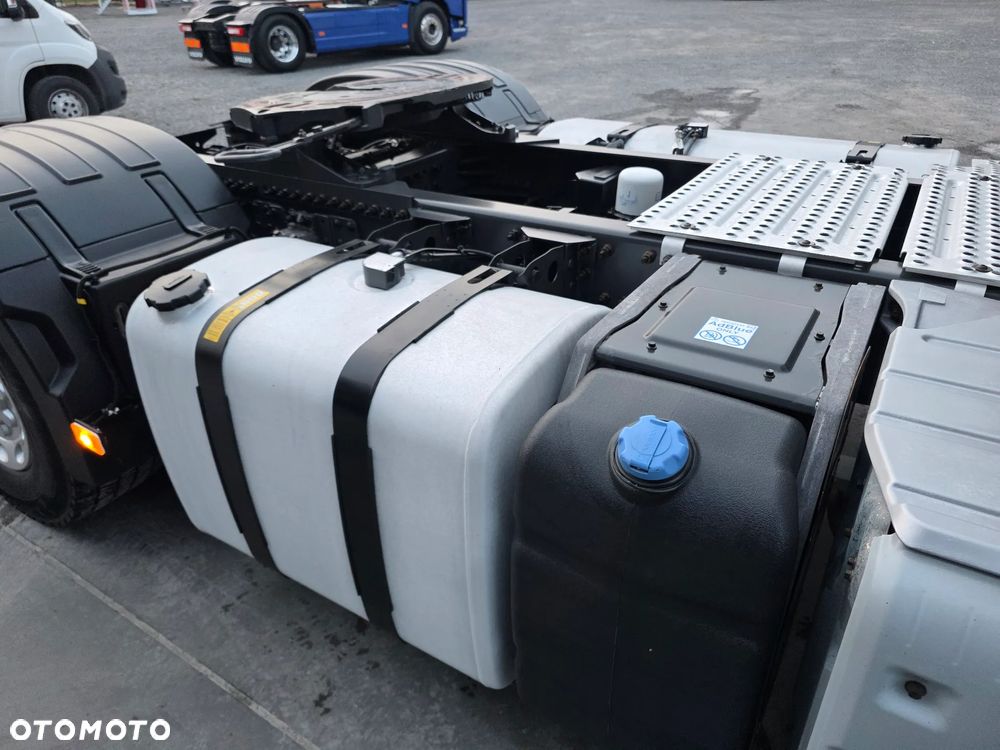 Volvo FH500/EURO6/ADR/FULL LED/ZŁOTY KONTAKT/SPROWADZONE Z NIEMIEC - 17