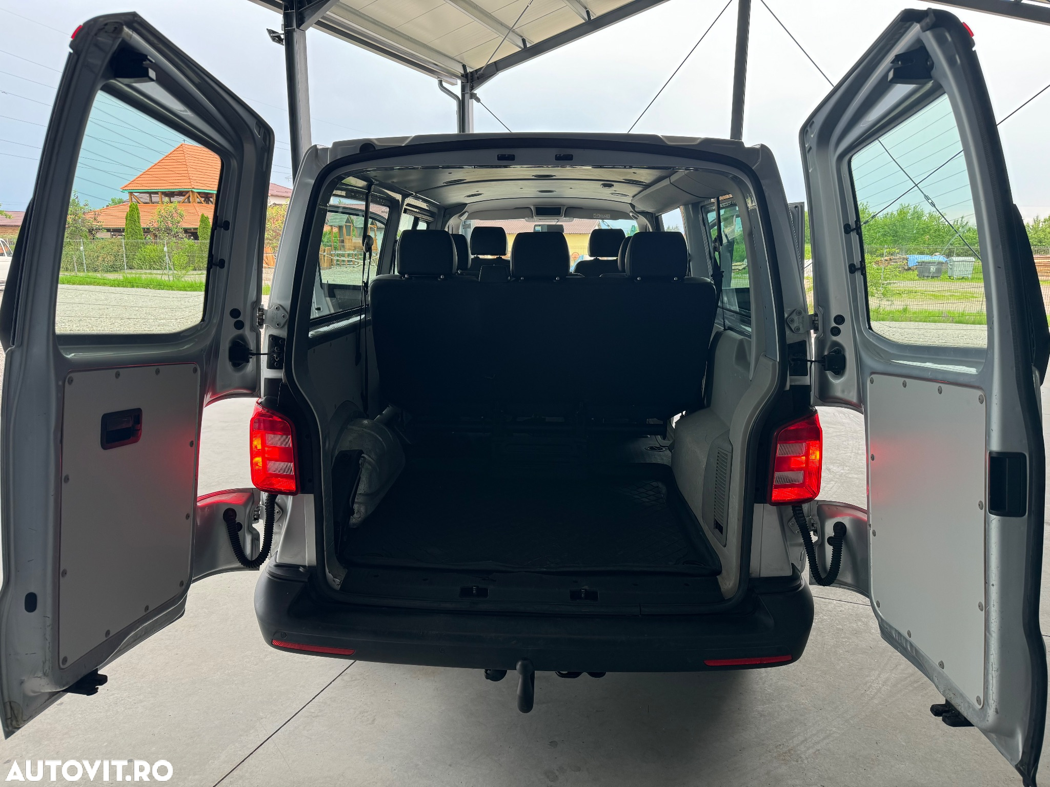 Volkswagen Transporter Kombi T6 2.0 TDI 110 kW LR - 19
