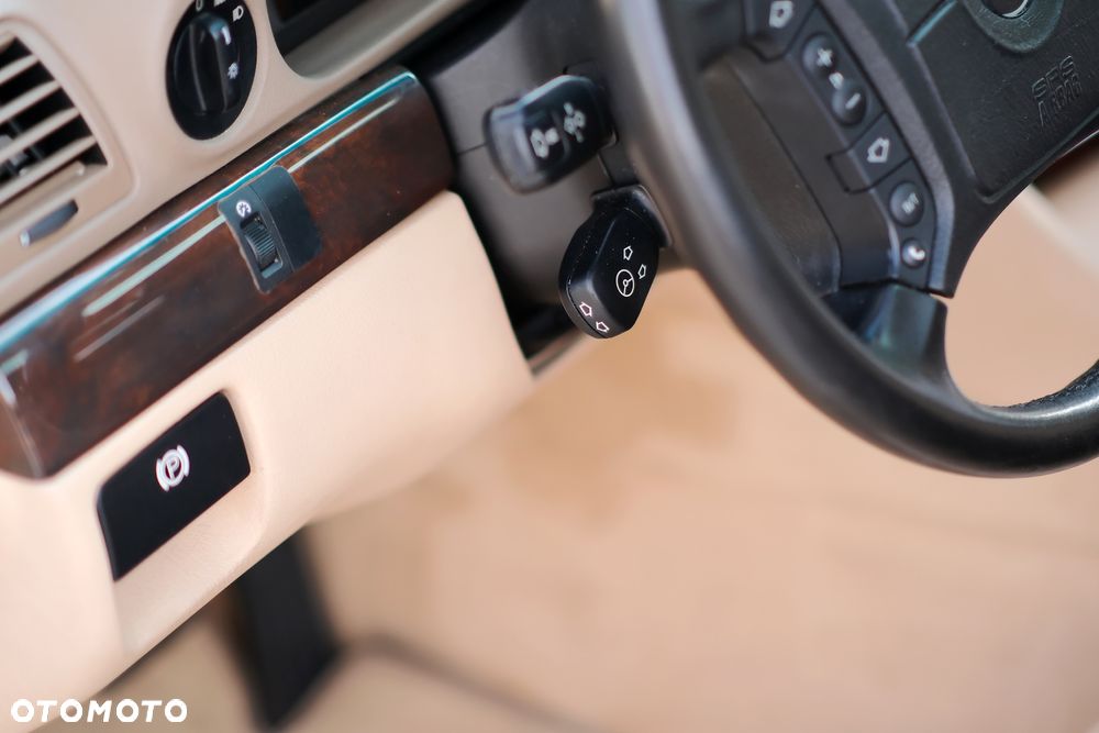 BMW Seria 7 740iL - 34
