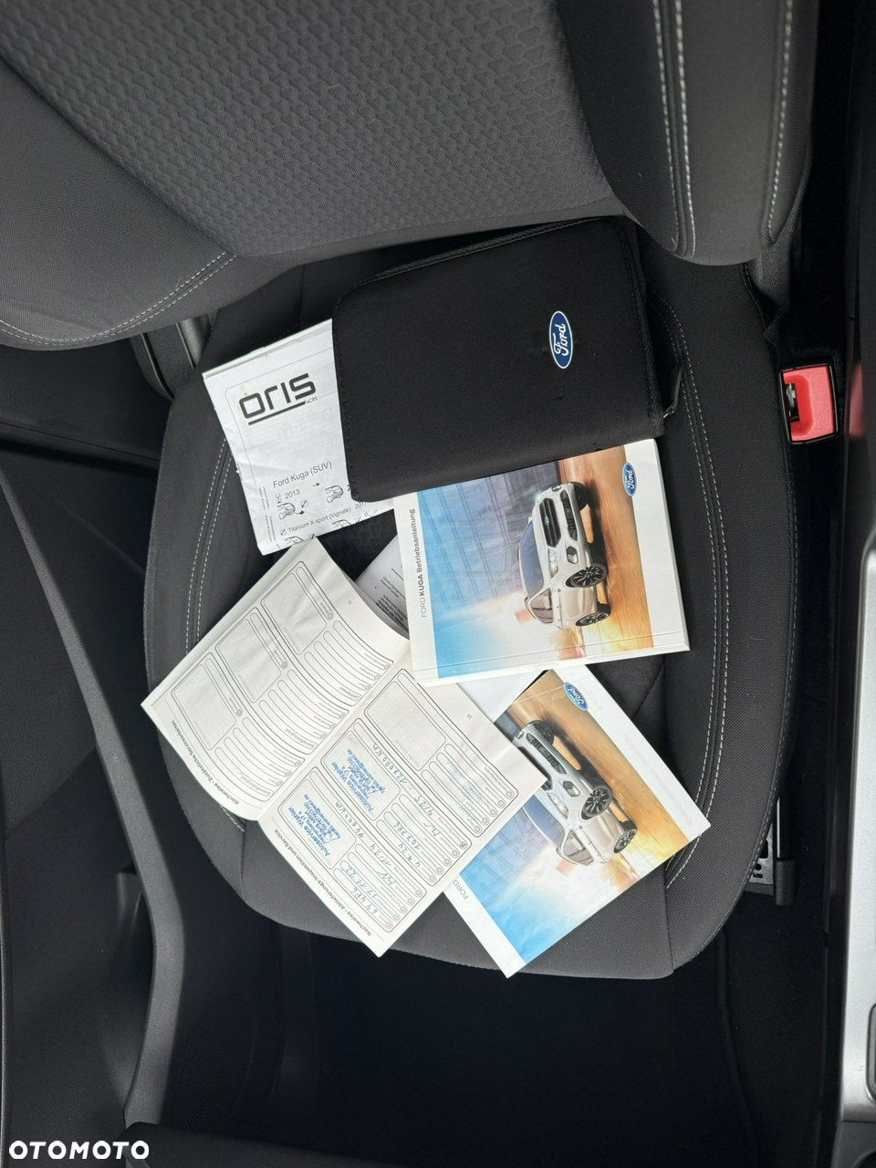Ford Kuga - 24