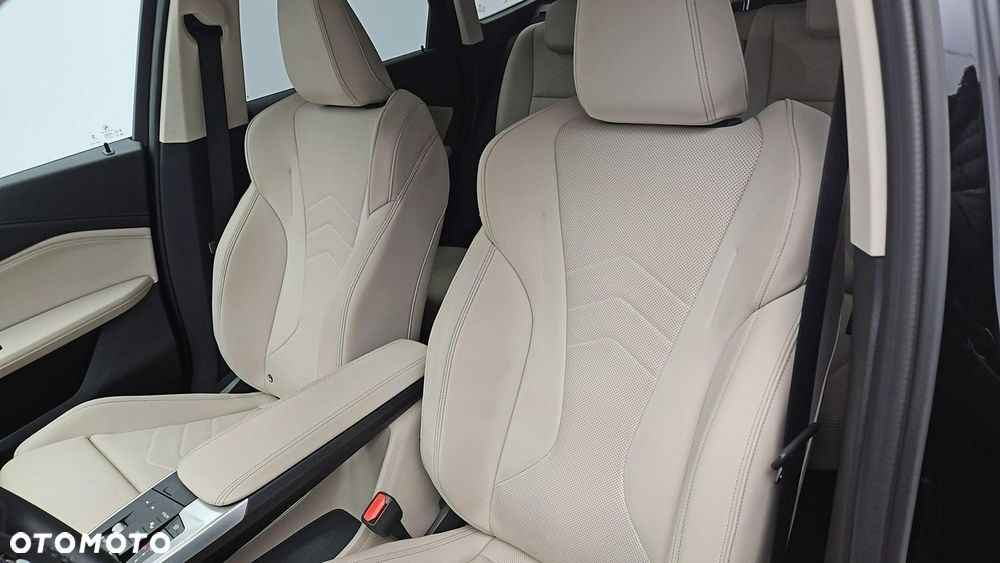 BMW X1 sDrive18i xLine - 10