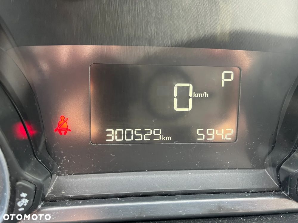 Peugeot 308 SW BlueHDi 120 EAT6 Stop & Start Active - 25
