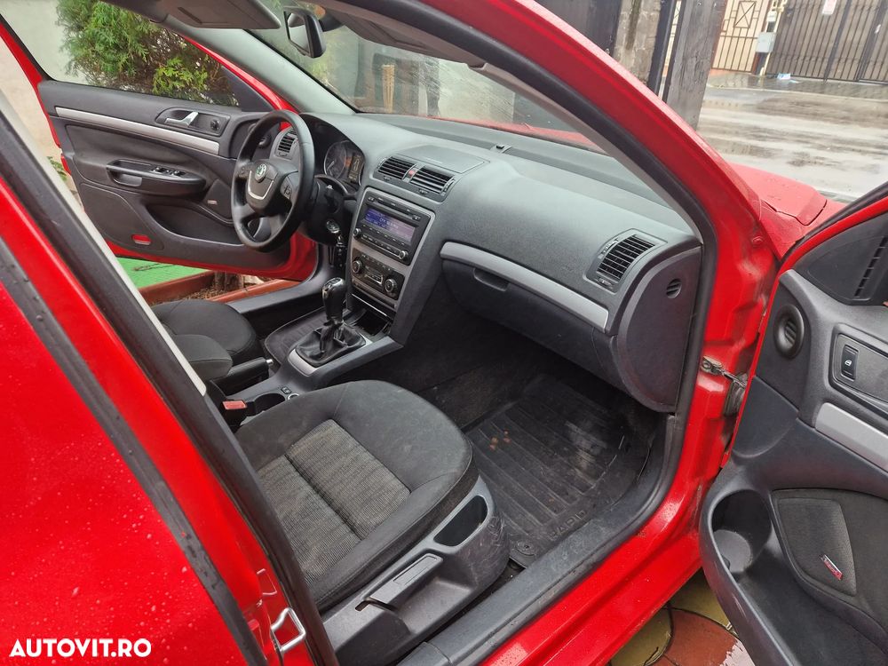 Skoda Octavia Combi 1.6 TDI Elegance - 9