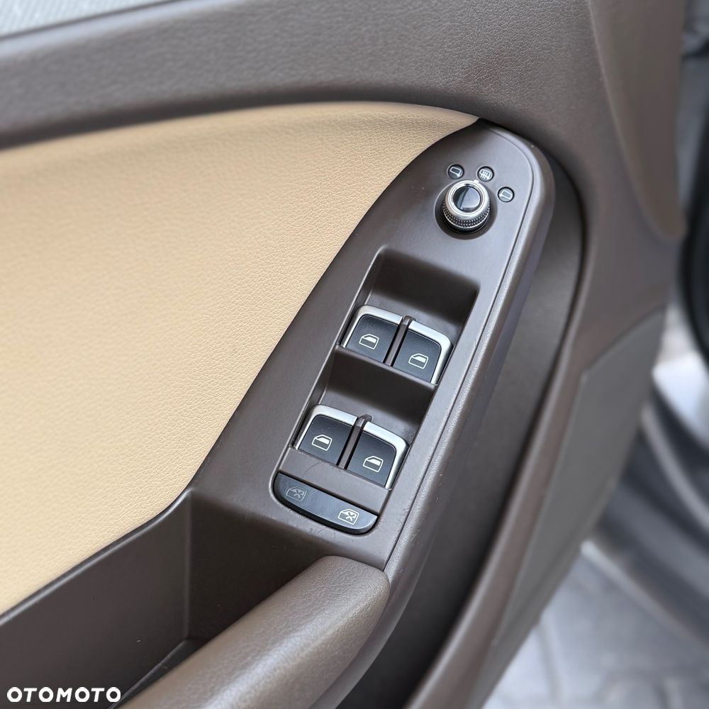 Audi A4 Avant 2.0 TFSI Flexible Fuel Quattro - 8