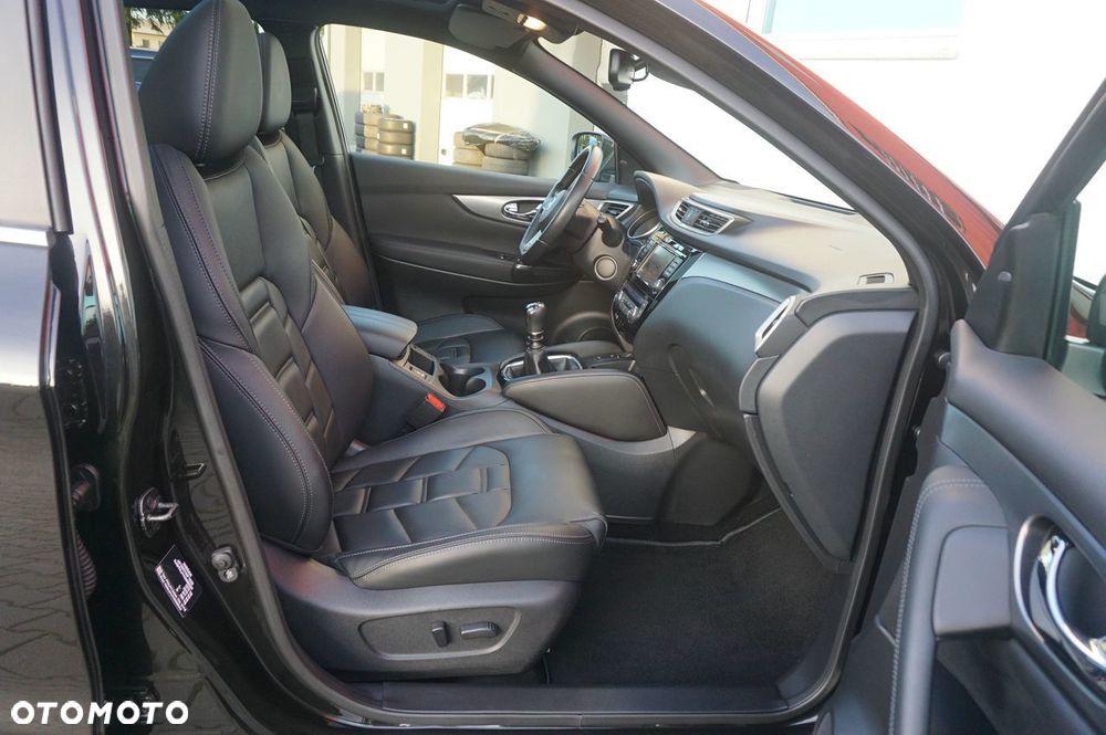 Nissan Qashqai 1.3 DIG-T TEKNA+ - 16