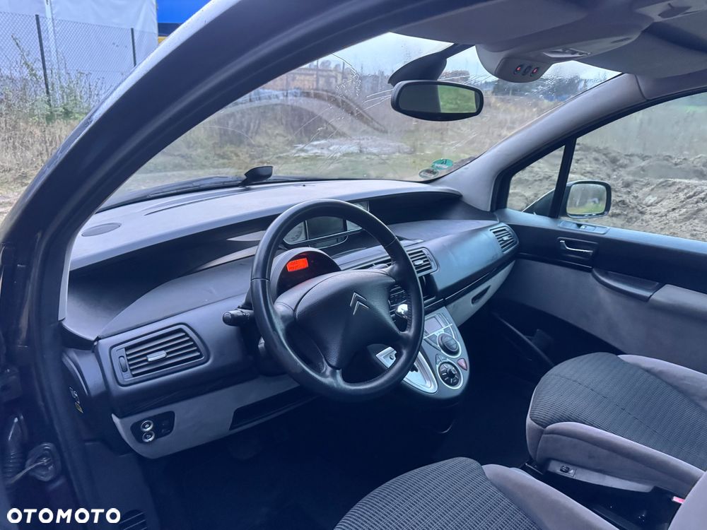 Citroën C8 2.0 16V Confort - 13