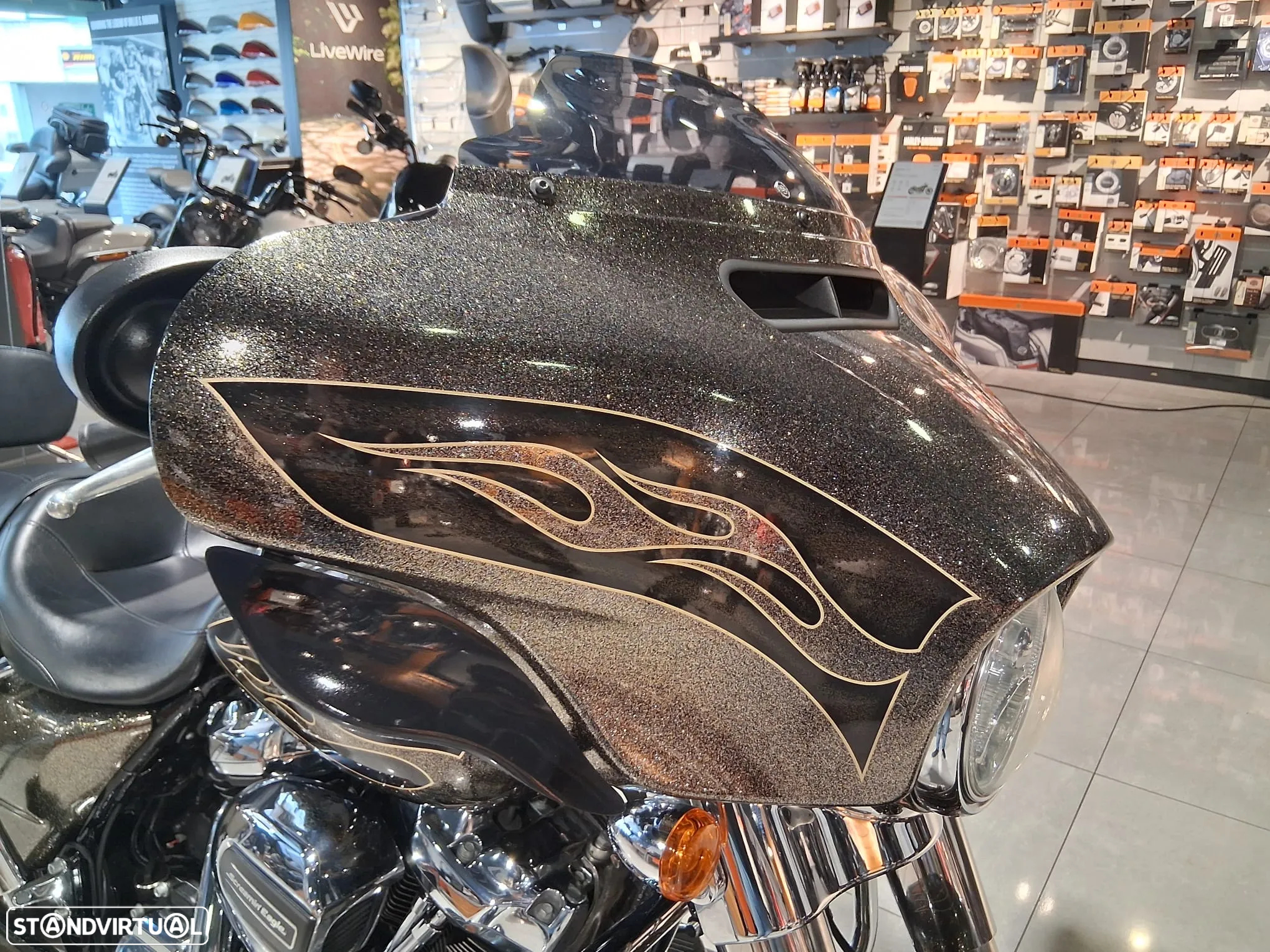 Harley-Davidson Street GLIDE SPECIAL - 10